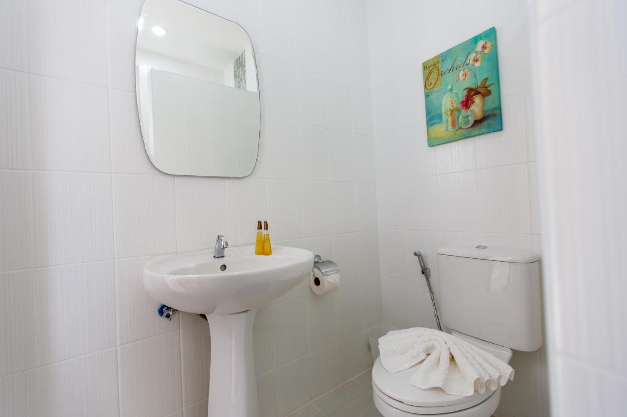 Appartement Yaya B By Briza Group à Chalong Extérieur photo